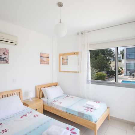 Esprit Villa 30 Polis المظهر الخارجي الصورة